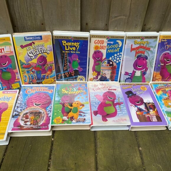LOT OF 12 Vintage 90s Barney VHS Tapes - Barney in Space, Barney Live, Barney - Picture 11 of 12